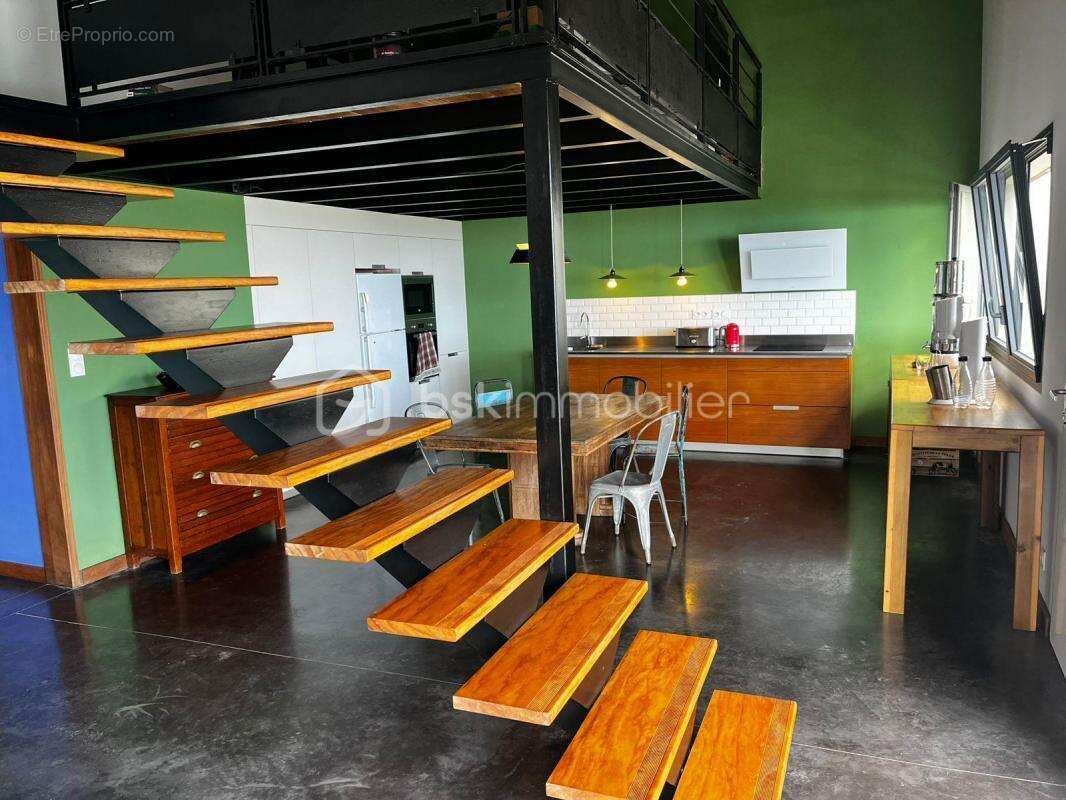 Maison à LES AVIRONS