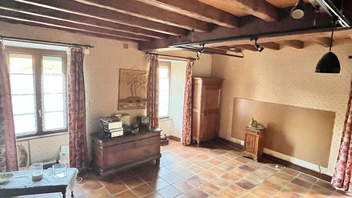 Maison St Mesmin 93 m² - photo 7