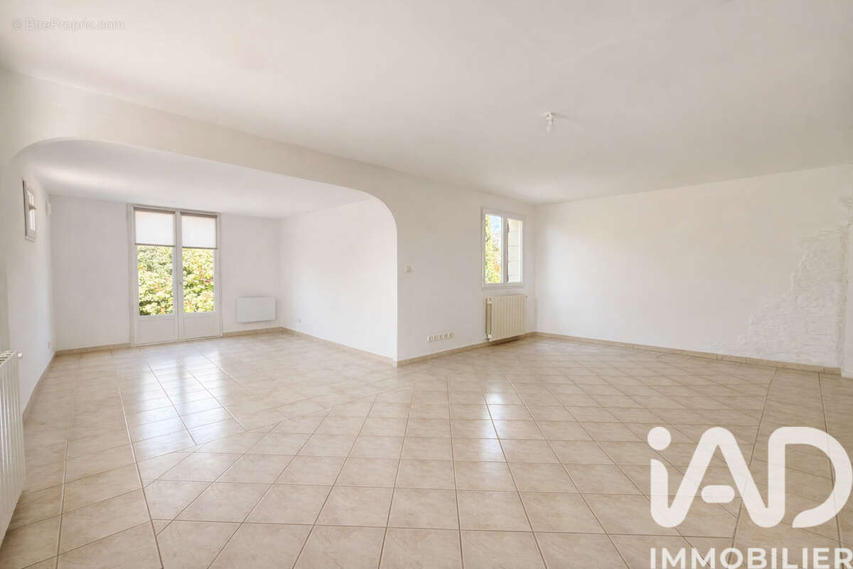 Photo 3 - Maison à ROUSSON