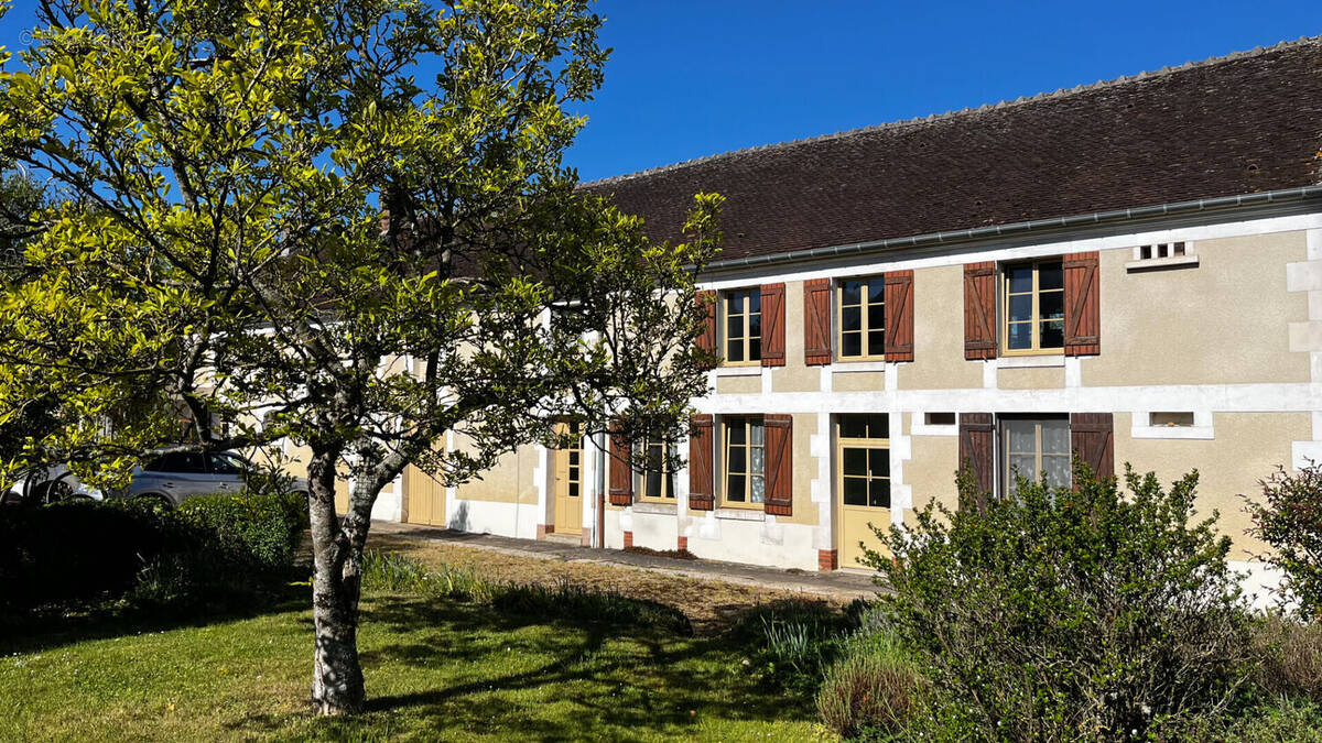 Maison à AUXERRE