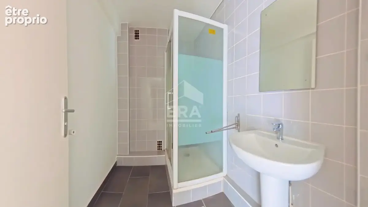 Appartement Saint Denis 4 pièces traversant - Théâtre Gérard Philippe - photo 4
