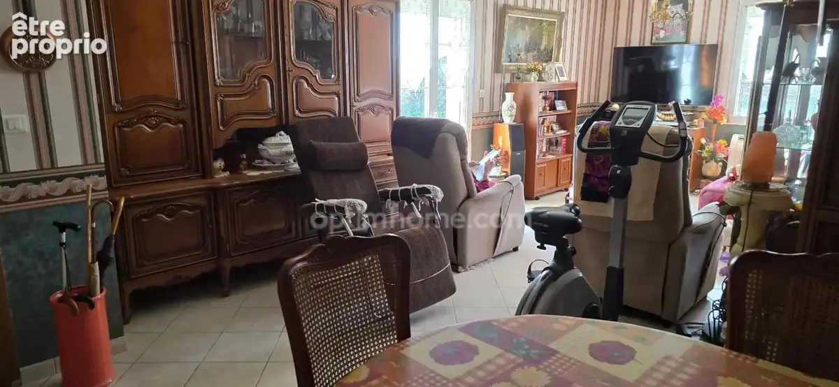 Maison à vendre dans un hameau de DIRAC, au calme, juste à remettre au goût du jour - photo 5