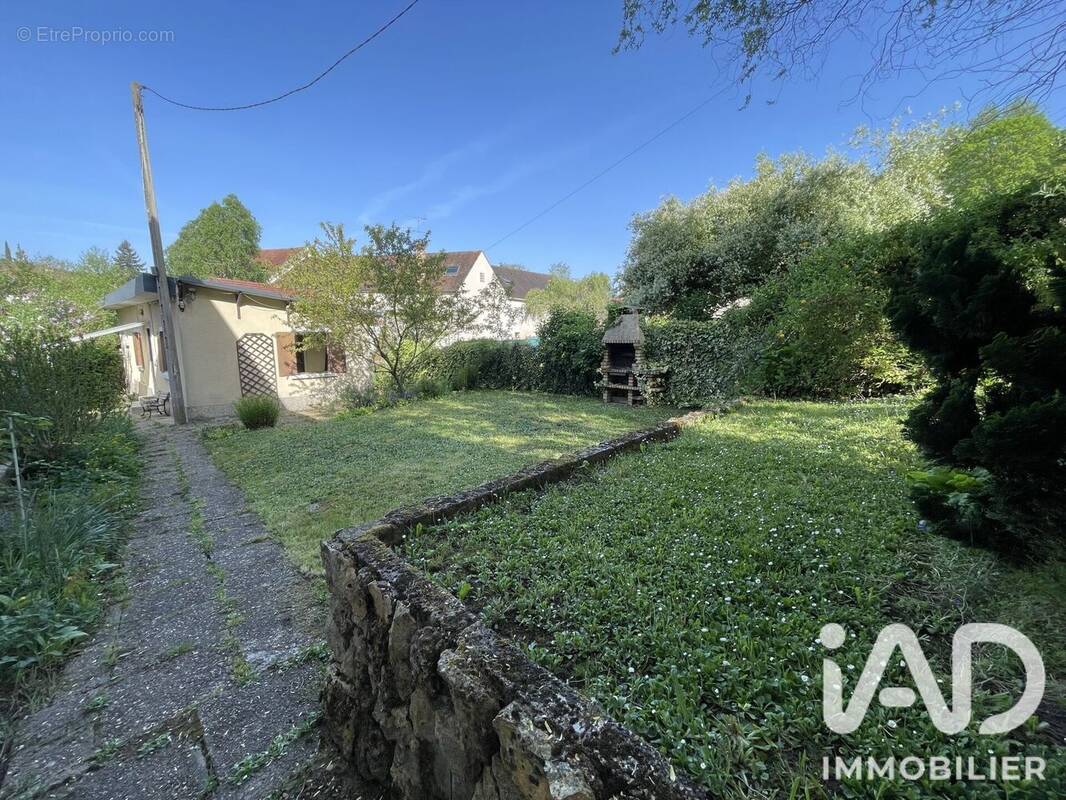 Photo 1 - Maison à SAINT-REMY-LES-CHEVREUSE
