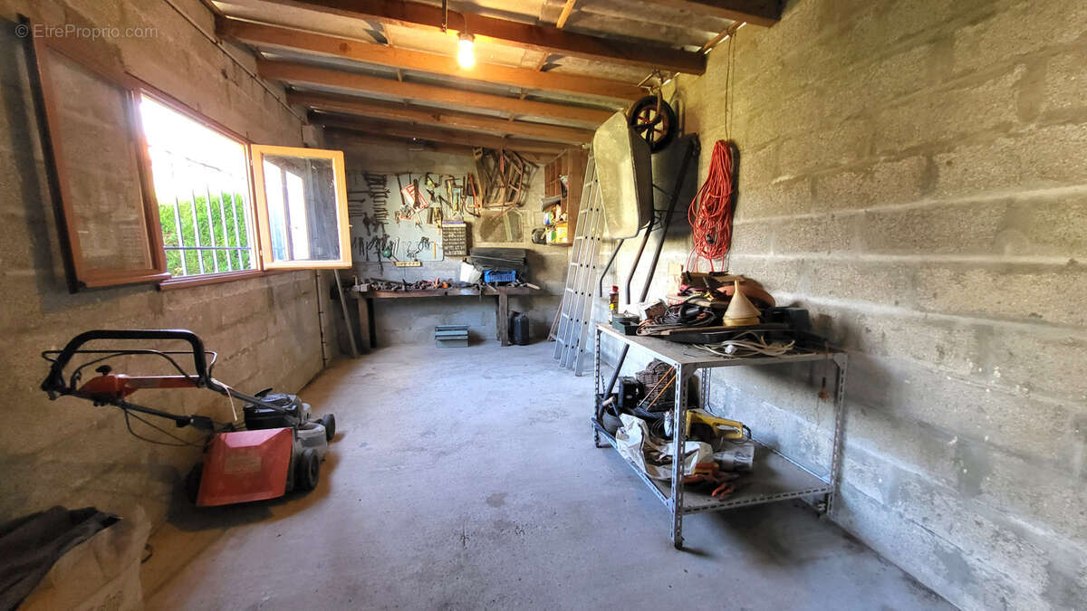 Maison à SAINT-ANDRE-DE-CUBZAC