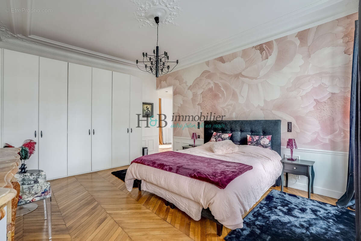 Appartement à PARIS-12E