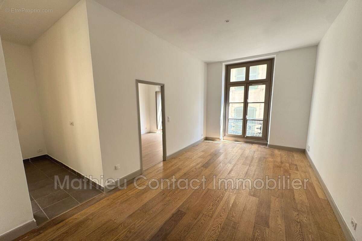Appartement à NIMES