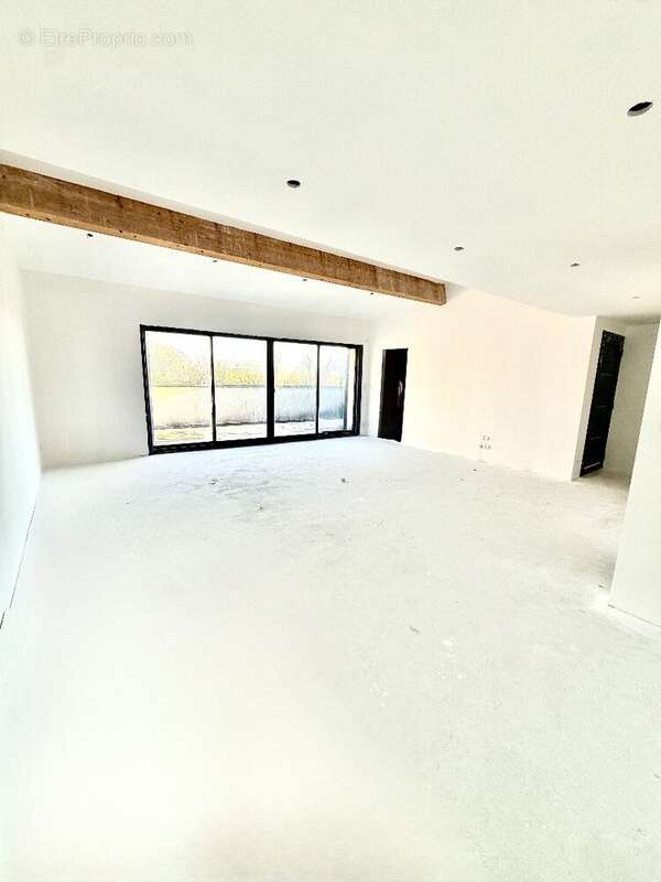 Appartement à SAINT-PAUL-SUR-SAVE