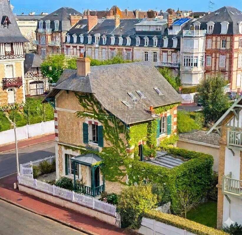 Maison à DEAUVILLE