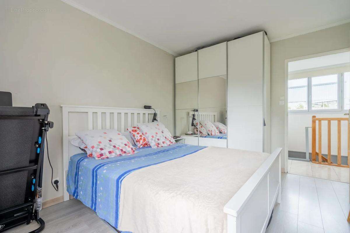 Appartement à STAINS