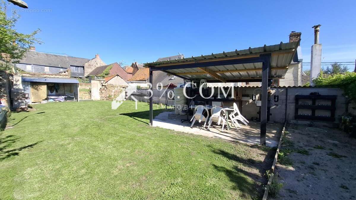 Maison à OISEMONT
