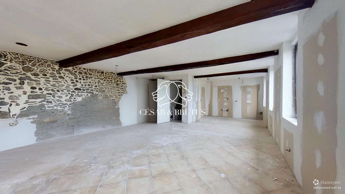 Appartement à HEYRIEUX