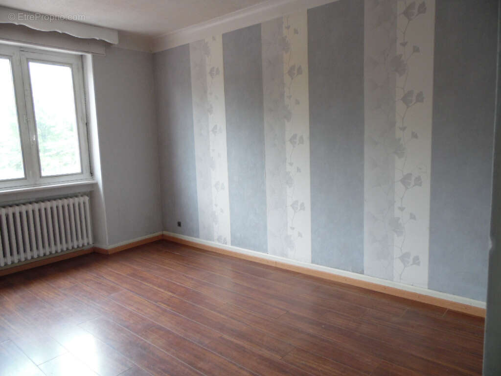 Moyenmoutier appartement avec local commercial - photo 7