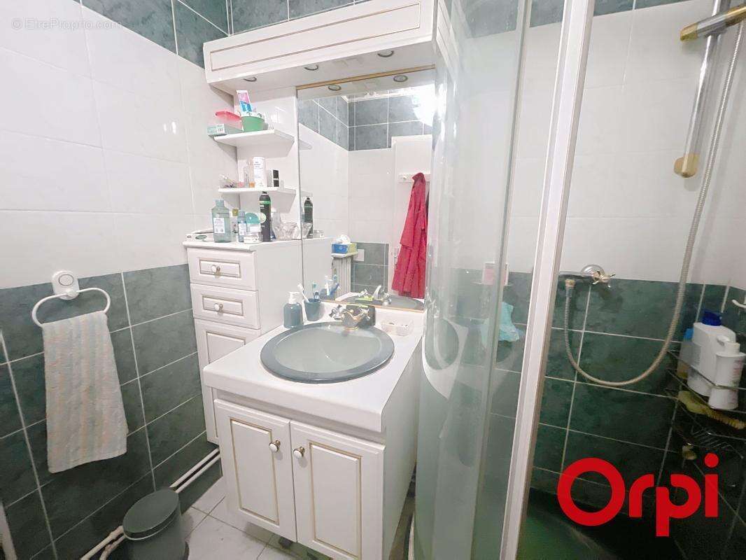 Appartement à MARSEILLE-12E