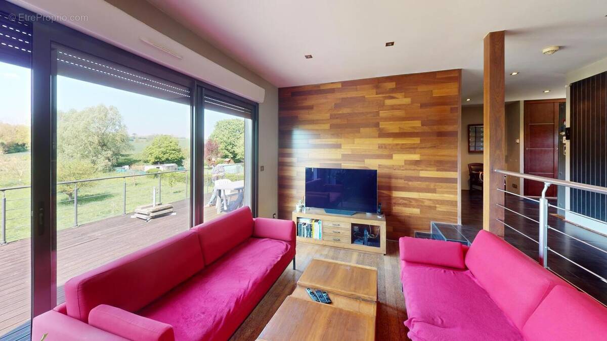 Maison à LACHAPELLE-AUX-POTS