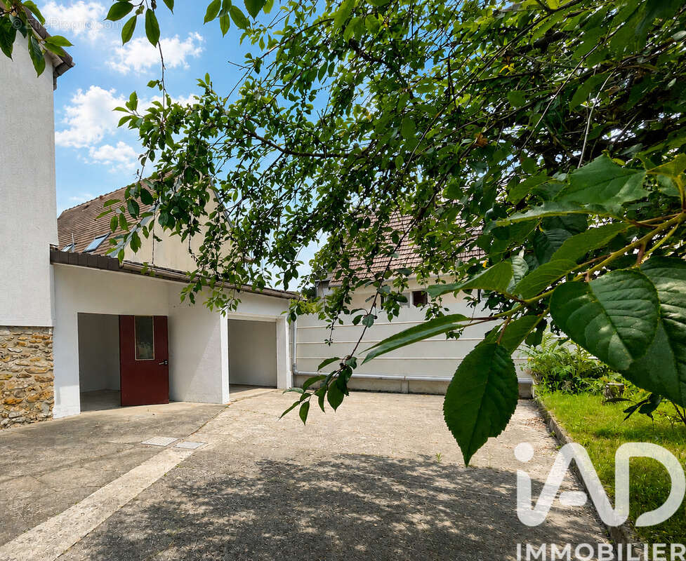 Maison 86 m² à Taverny  - photo 2