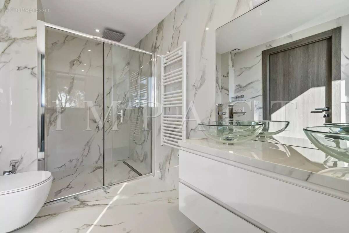 Maison à MOUGINS