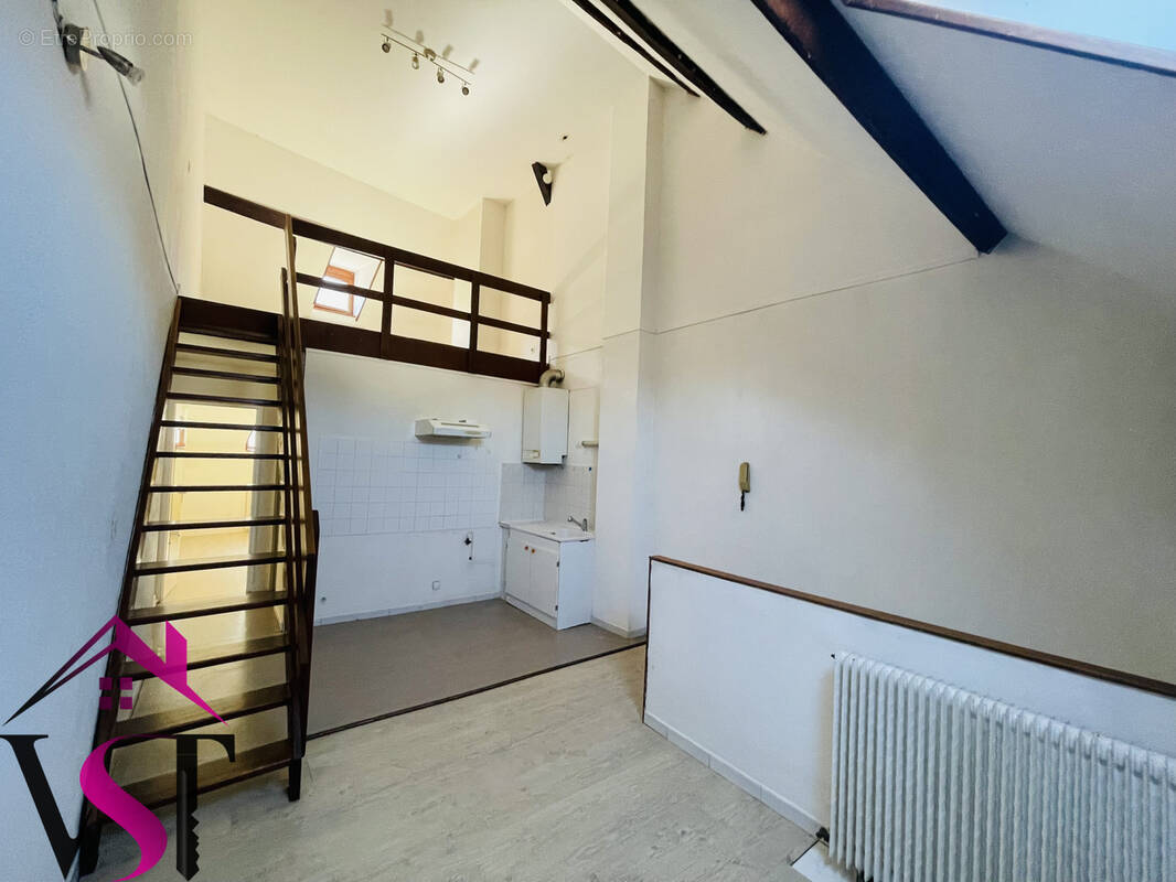 Appartement à AUXONNE