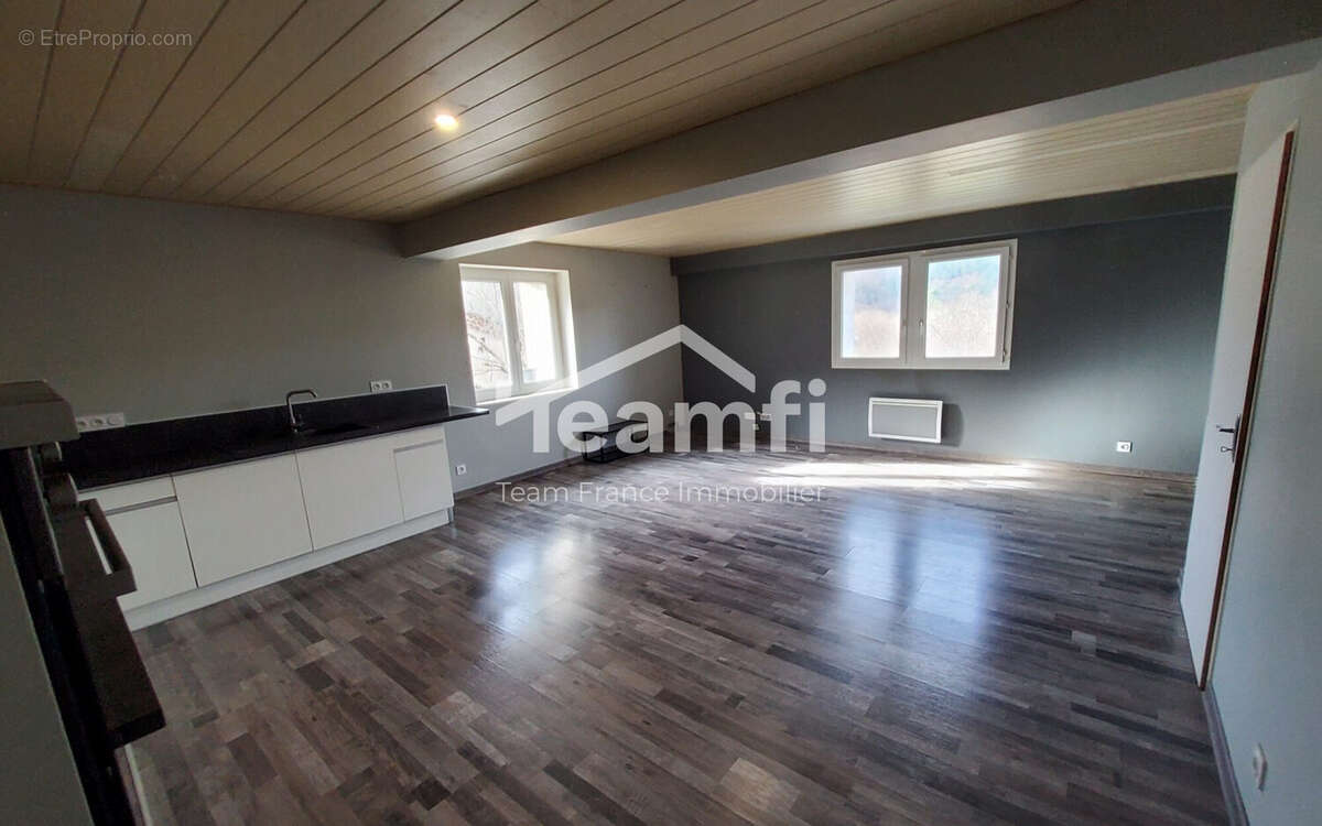 Appartement à GAGNIERES