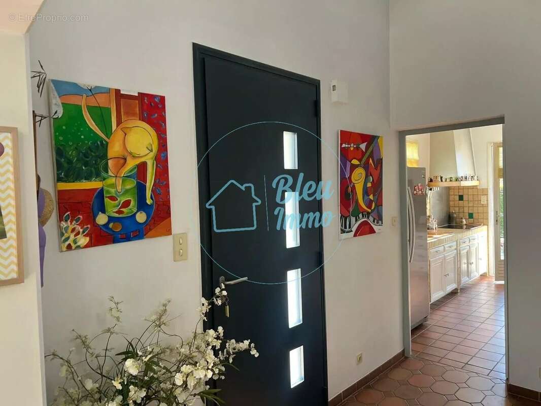 Milhaud villa t4 112m² / 574 m² de terrain avec piscine - photo 4