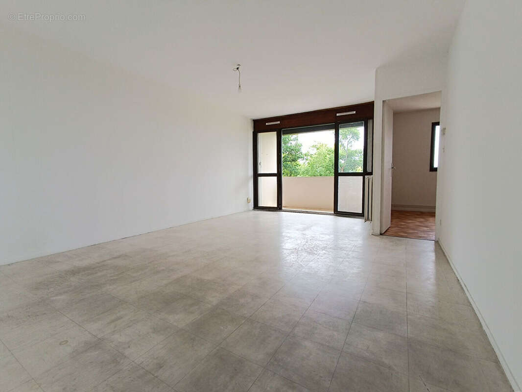 Appartement à VILLENAVE-D'ORNON