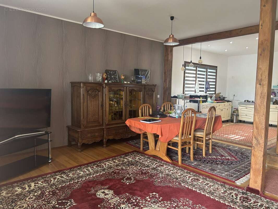 Maison à SERANVILLERS-FORENVILLE