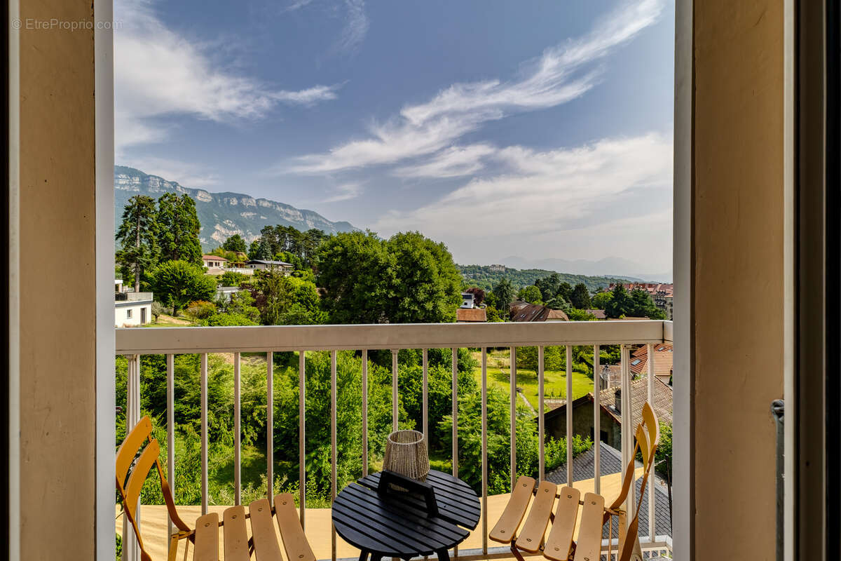 Appartement à AIX-LES-BAINS