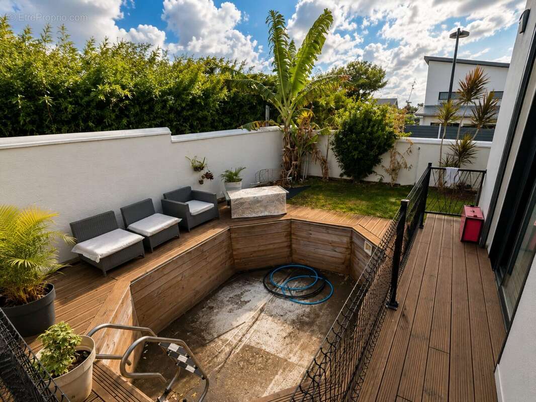 Maison 114 m² à Sainte-Marie  - photo 4