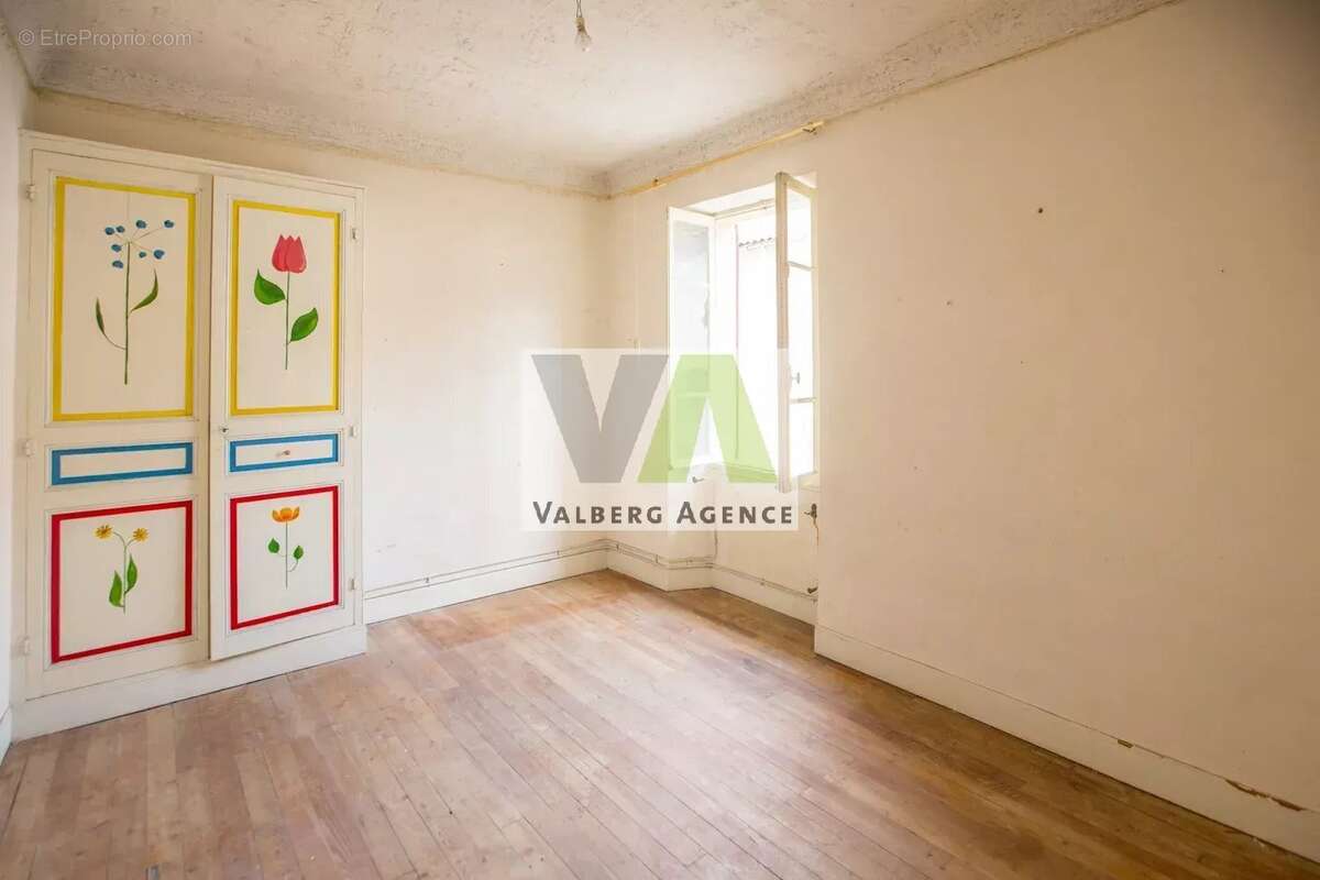 Maison à Villeneuve d' Entraunes - photo 2