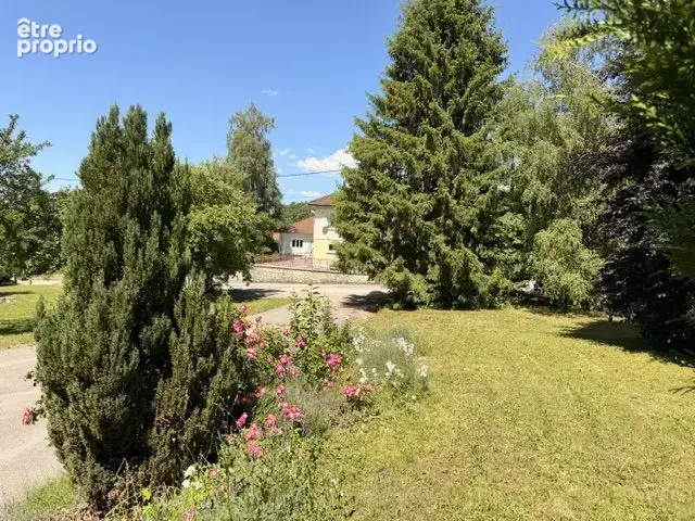 Maison 7 pièces 190 m² à vendre à Bians-Les-Usiers (25520) - photo 3