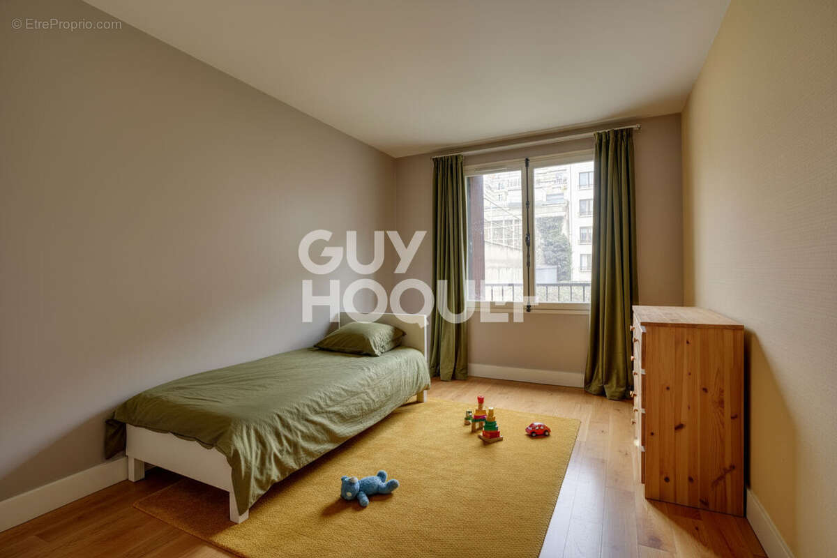 Appartement à PARIS-20E