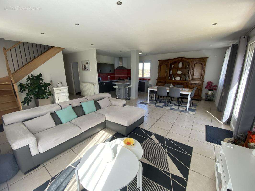 Maison 7 pièces Dijon Montagne Sainte Anne au calme - photo 7
