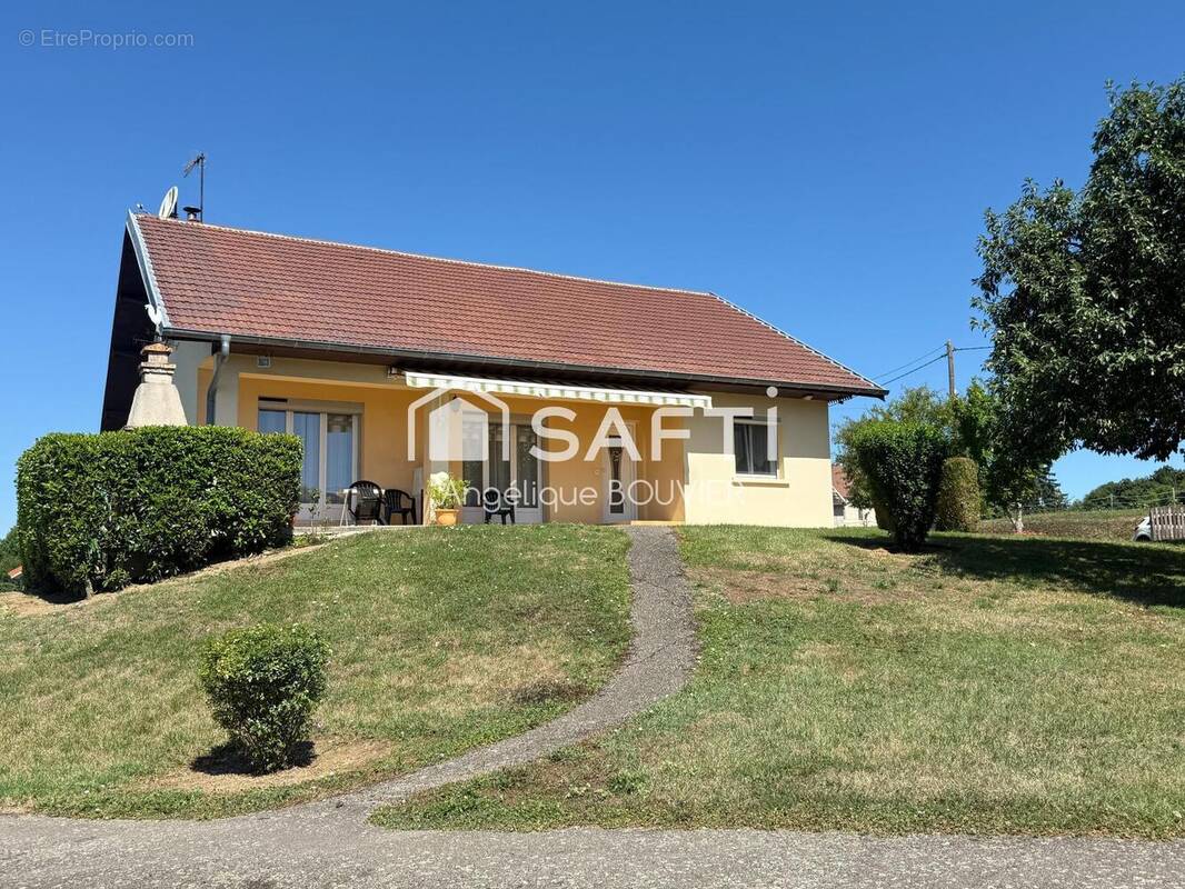 Photo 1 - Maison à MONT-SOUS-VAUDREY