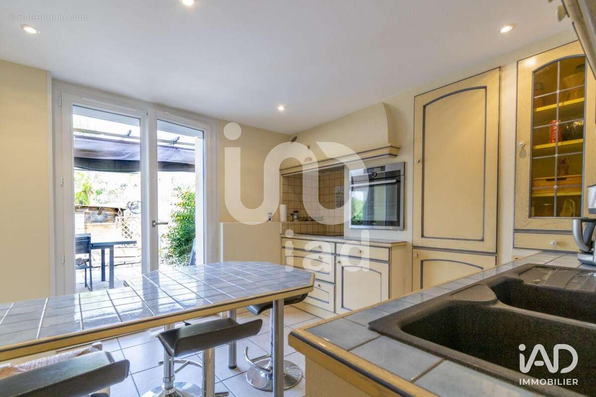 Photo 7 - Maison à CHARBONNIERES-LES-BAINS