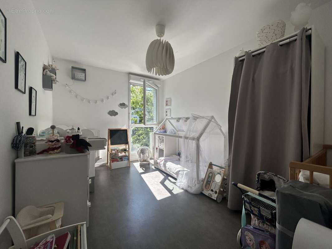 Appartement à BOIS-D'ARCY