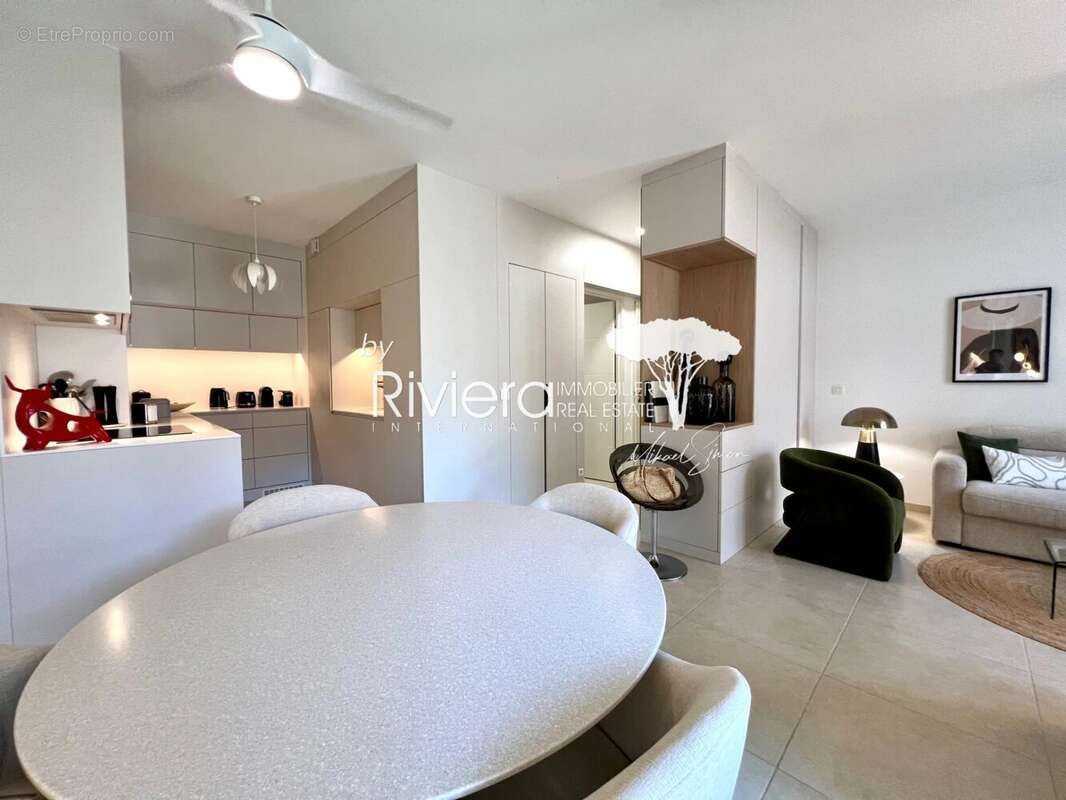 T2/3 en rdj avec piscine et double parking s/sol ! - photo 16