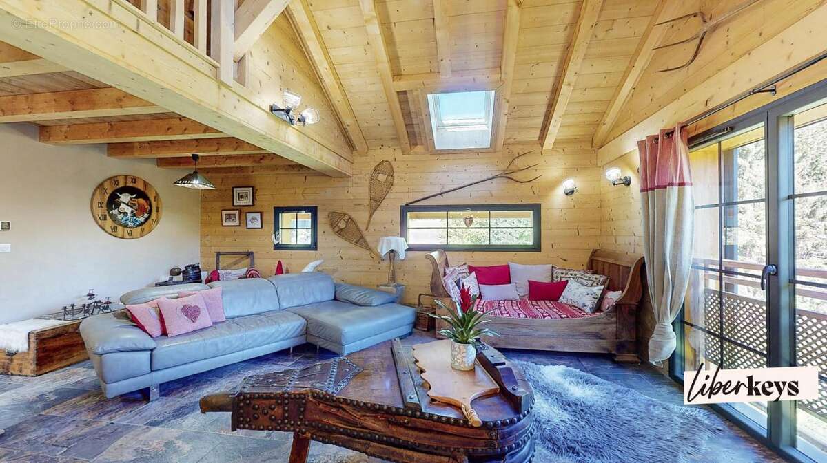 Maison à ESSERT-ROMAND