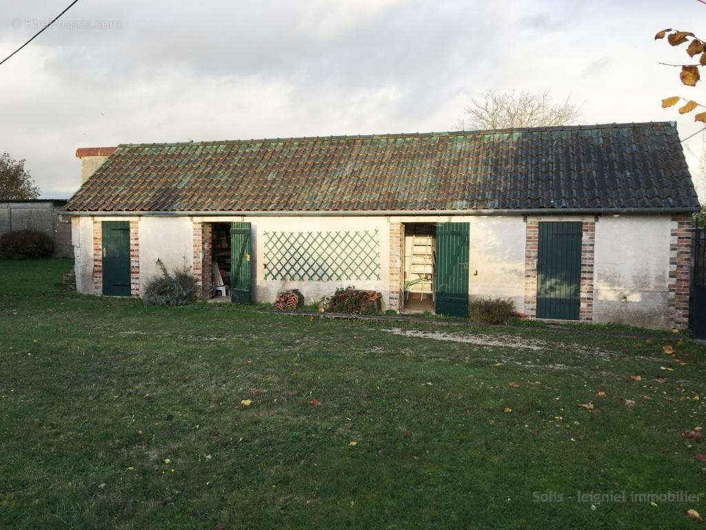 Grande maison entourée de son jardin de 5200m2 - photo 24
