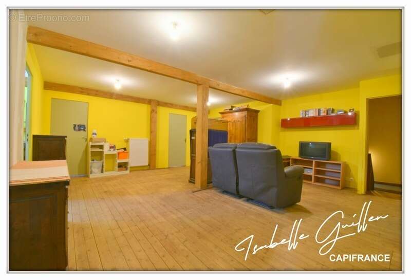 Maison de caractère à vendre 7 pièces MAISONNAIS (18) - photo 14