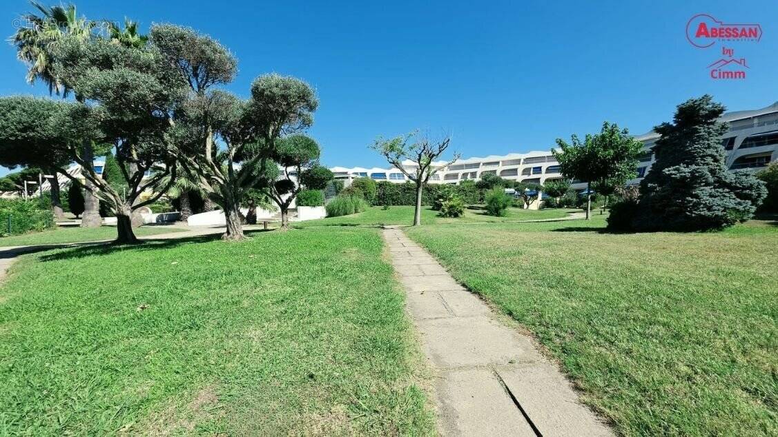 Appartement 30 m² à Le Grau-Du-Roi  - photo 2