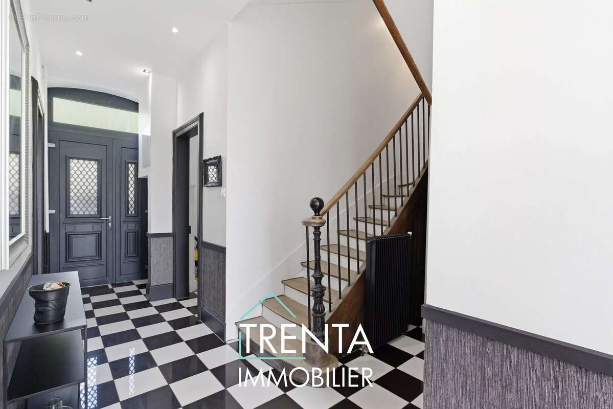 Maison à TULLINS