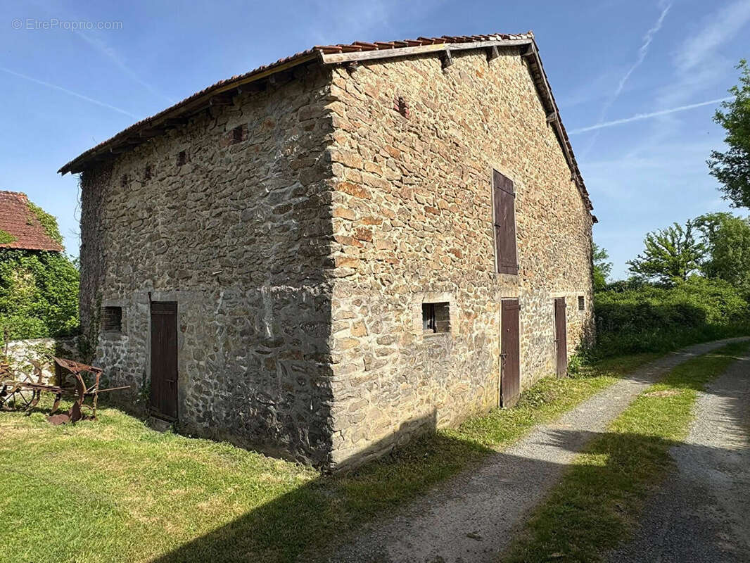 Maison à LA SOUTERRAINE