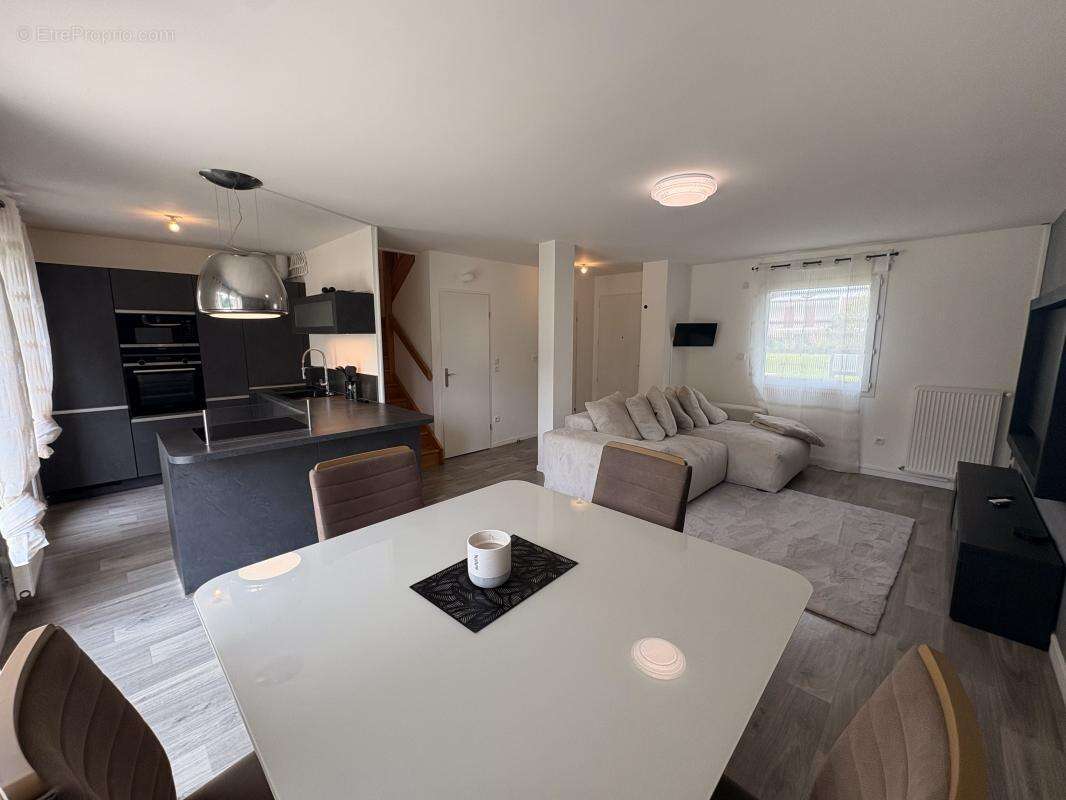 A vendre maison recente t6 - photo 2
