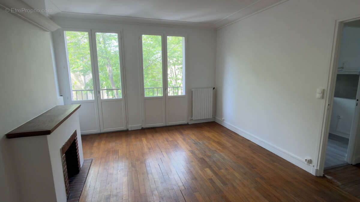 Appartement Mantes La Jolie  3 pièces  62.43 m2 CENTRE VILLE - photo 3