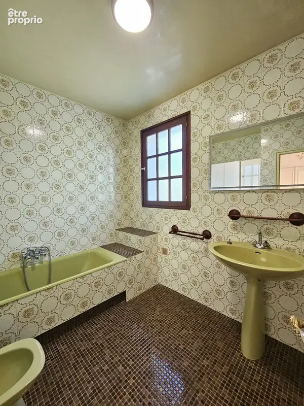 Grande maison proche bourg - photo 11