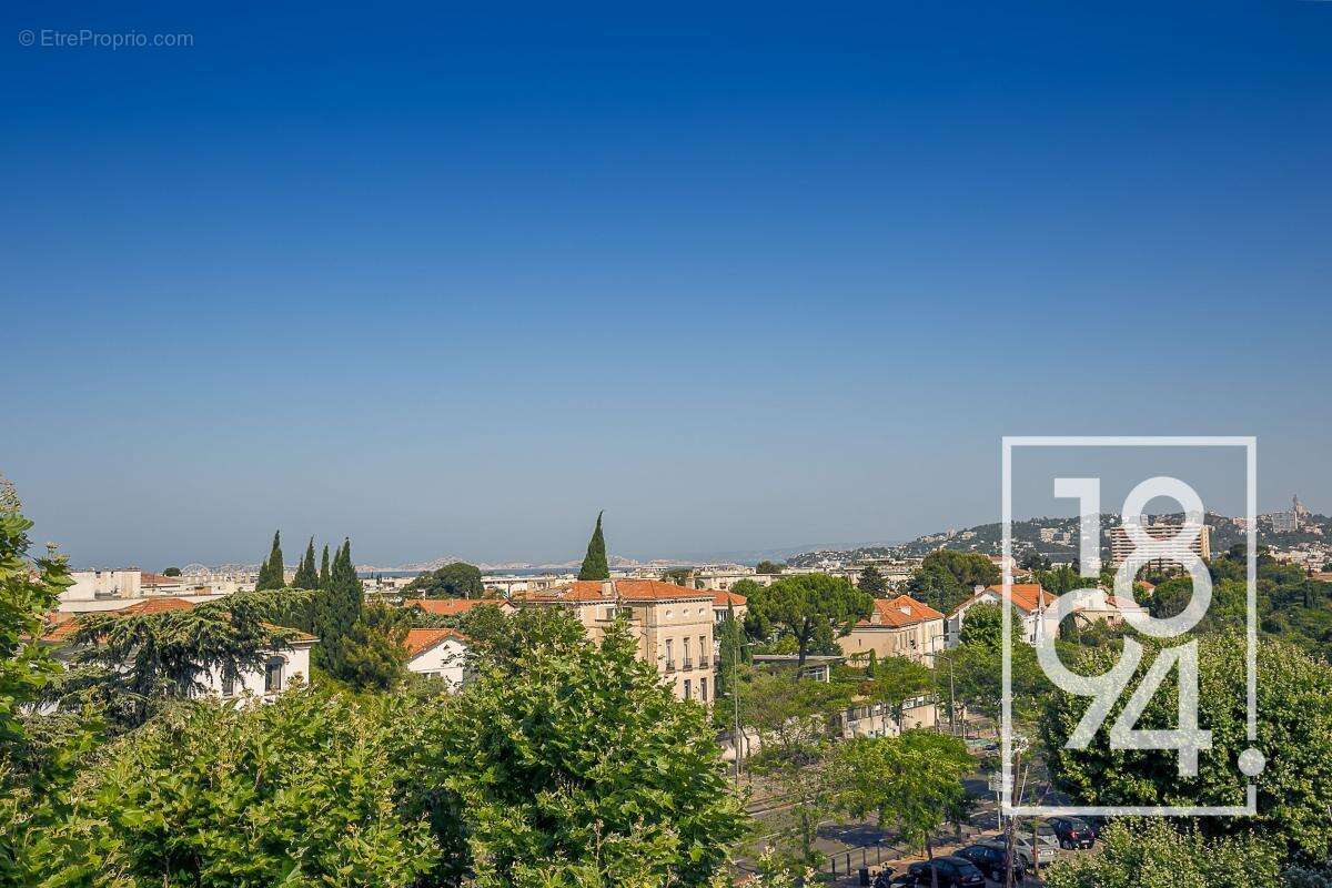 Appartement à MARSEILLE-9E