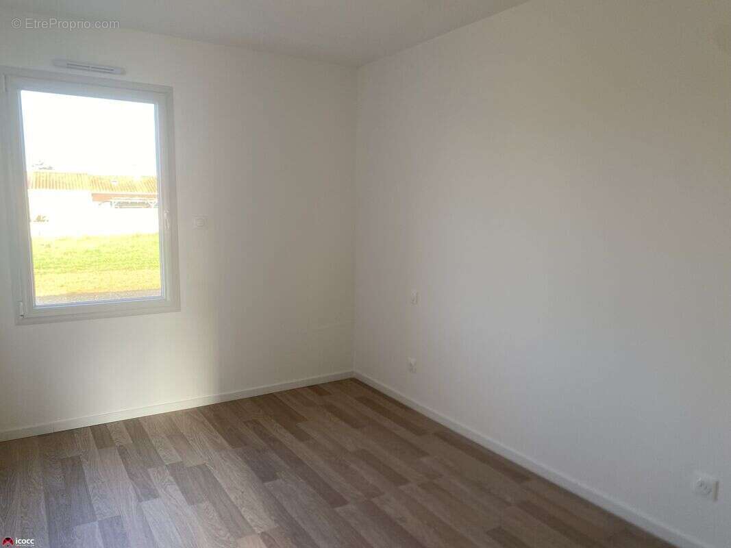 Maison 89 m² à La Bretonniere-La-Claye  - photo 9