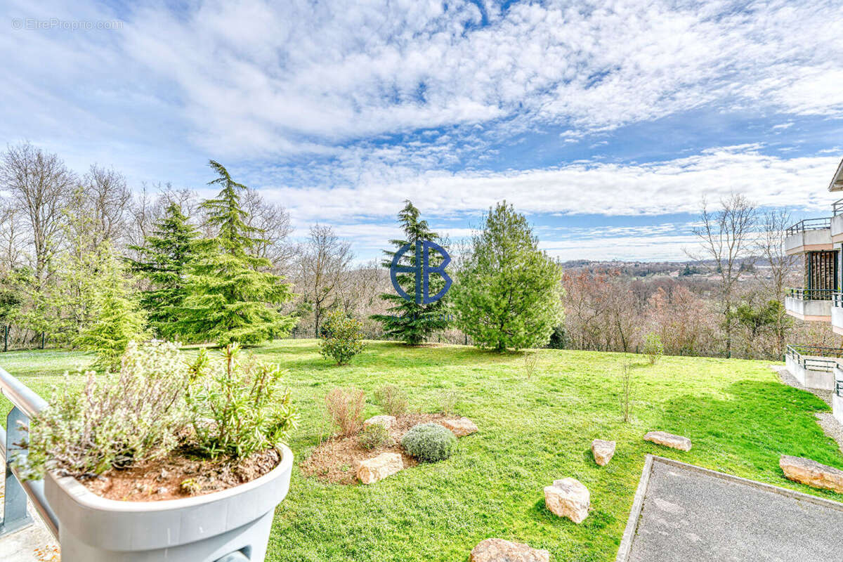 À VENDRE Superbe T4 de 82 m² avec terrasse, piscine et double stationnement ? Villefontaine, - photo 2