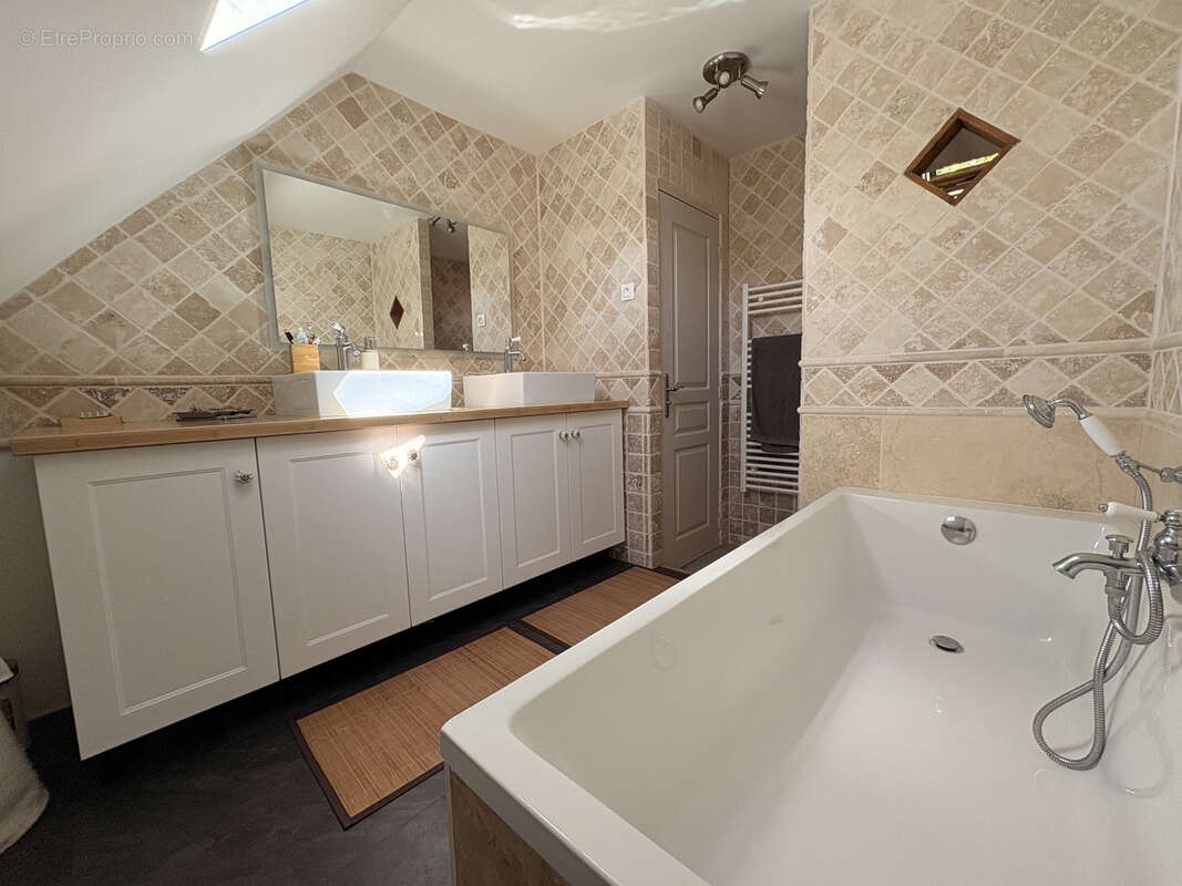 Maison à Rosiers d'Egletons en CORREZE - photo 7