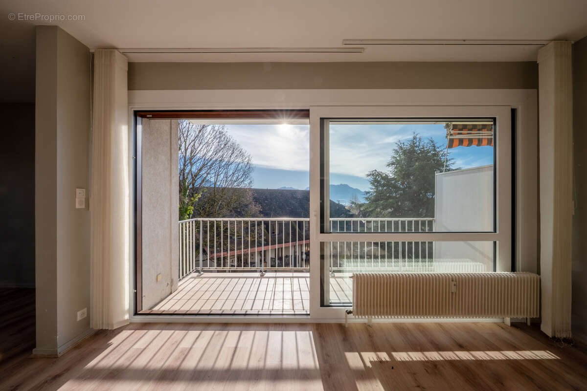 Appartement à ANNECY-LE-VIEUX