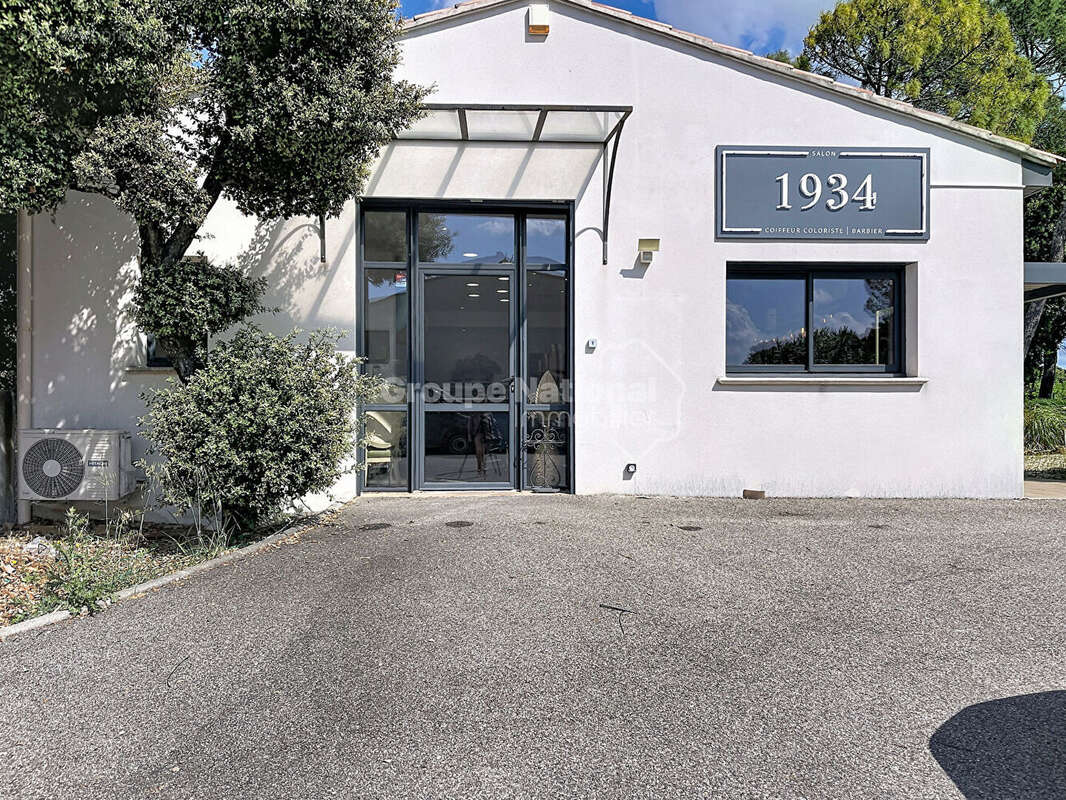OPPORTUNITÉ UNIQUE : Créez le 1er "Salon Partagé" & Coworking Beauté de Suze-la-Rousse ! - photo 7